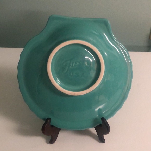 NWOT Fiesta Shell Plate - Picture 3 of 3